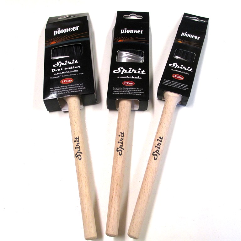 Pioneer Spirit Paint Brush Sets & Angled Oval Cut-in Brushes